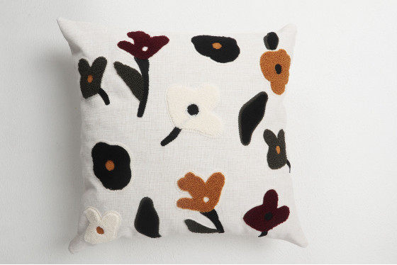 İris Desenli Punch Kırlent 43x43